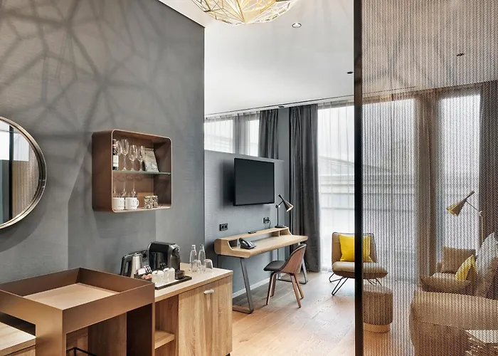 Hyperion ホテル 5*