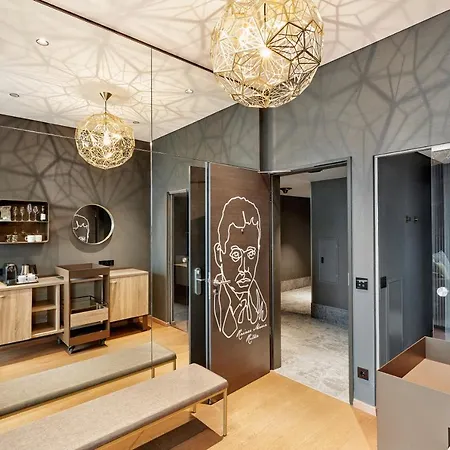Hotel Hyperion 5*