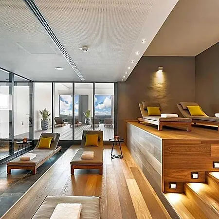 Hotel Hyperion