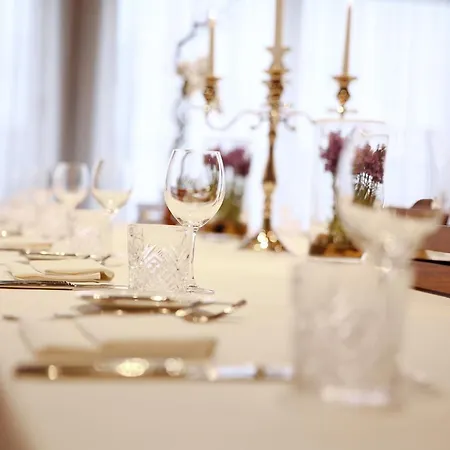 Hyperion ホテル 5*